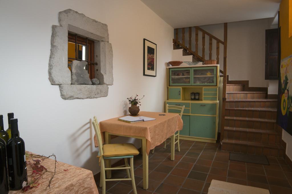 Apartmaji In Sobe Marija Jera Štanjel Esterno foto