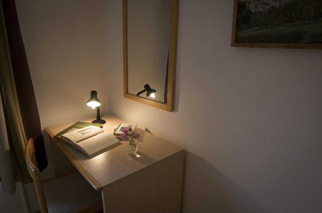 Apartmaji In Sobe Marija Jera Štanjel Camera foto
